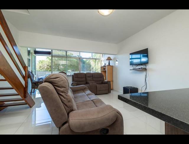 2 BEDROOM DUPLEX FOR SALE IN PAROW NORTH